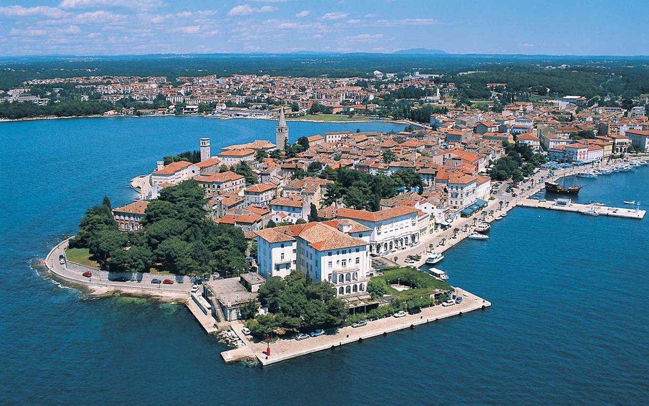 Vera Luxury Porec Bagian luar foto